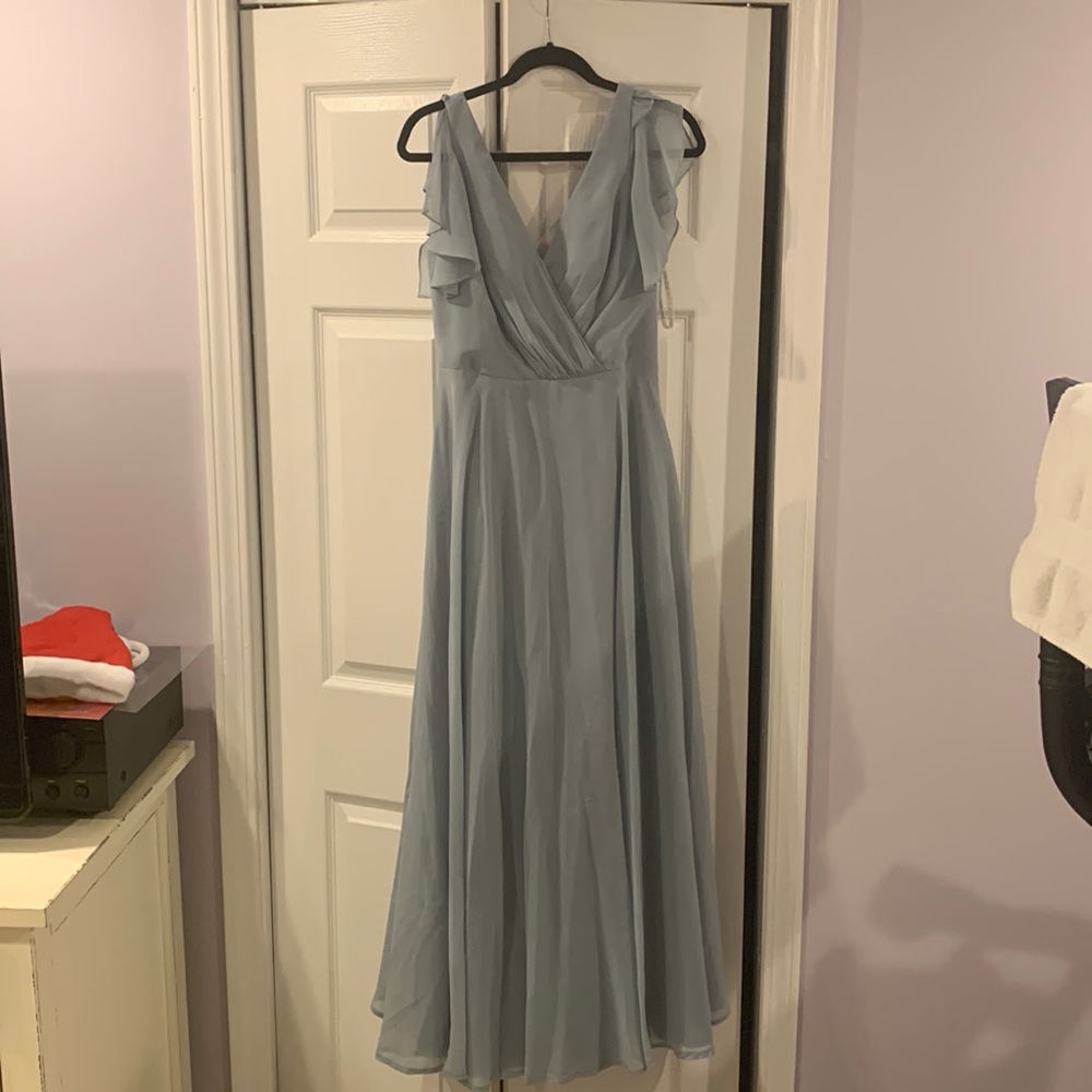 David’s bridal dusty blue chiffon bridesmaid dress